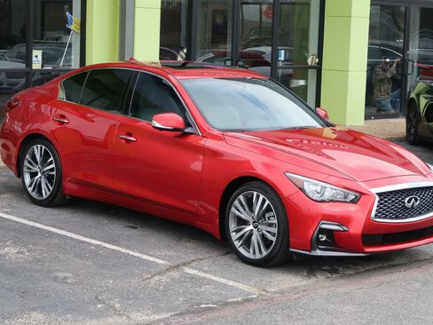 Used 2022 INFINITI Q50 Sensory image 5