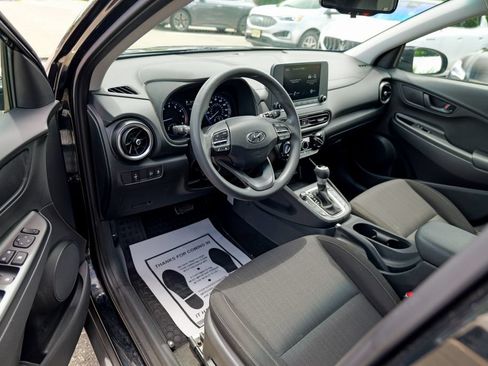 Used 2023 Hyundai Kona SEL AWD/4WD image 16