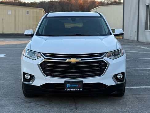 Used 2019 Chevrolet Traverse LT image 2