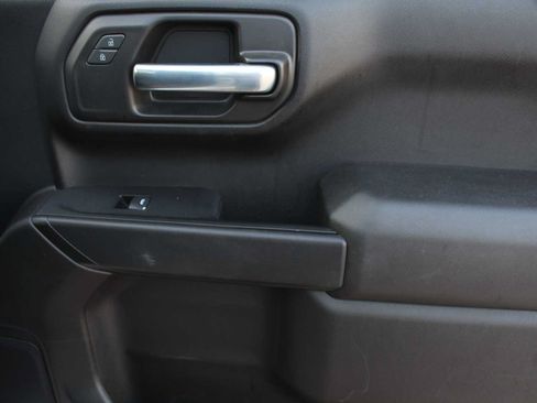 Used 2022 Chevrolet Silverado 1500 Custom RWD image 15