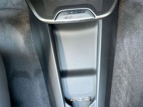 New 2025 Chevrolet Corvette E-Ray AWD/4WD image 32