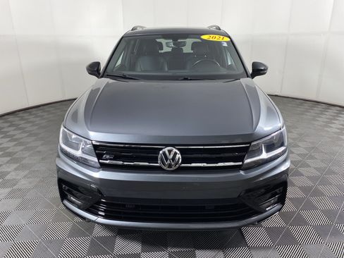 Used 2021 Volkswagen Tiguan SE R-Line AWD/4WD image 12