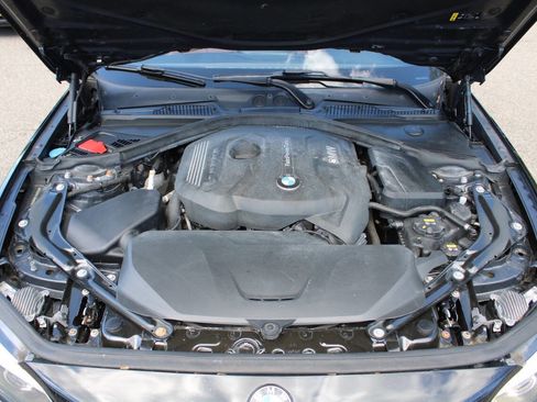 Used 2018 BMW 230i xDrive Convertible AWD/4WD image 16