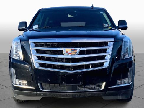 Used 2017 Cadillac Escalade ESV Premium Luxury image 3