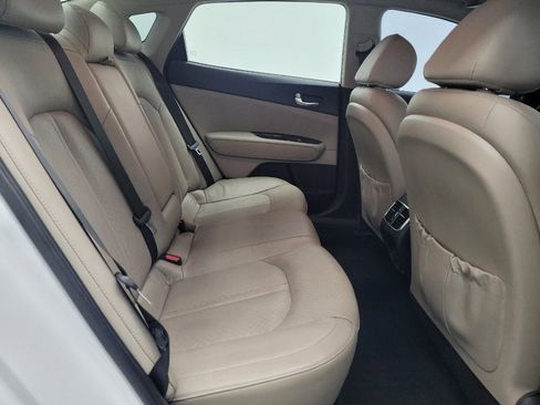 Used 2017 Kia Optima EX image 19