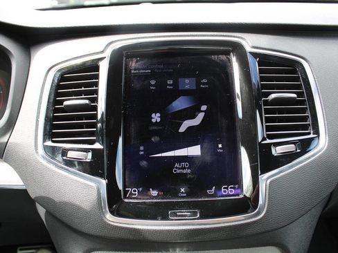 Used 2016 Volvo XC90 T6 R-Design w/ Vision Package image 27