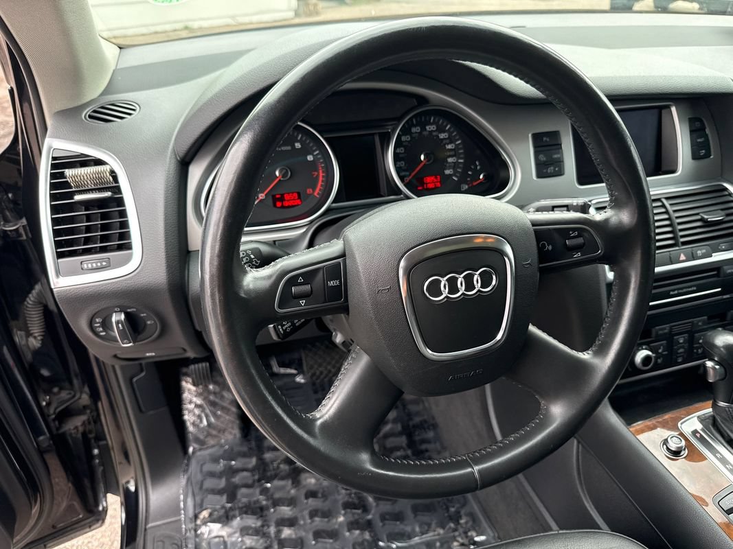 Used 2011 Audi Q7 3.0T S line Prestige AWD/4WD image 25