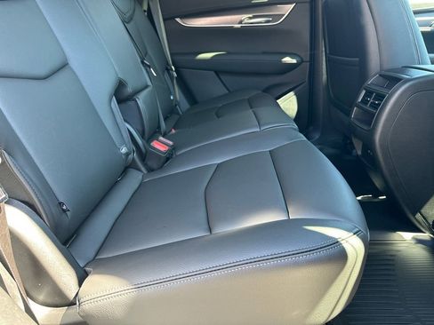 New 2026 Cadillac XT5 Luxury w/ LPO, Floor Liner Package AWD/4WD image 15