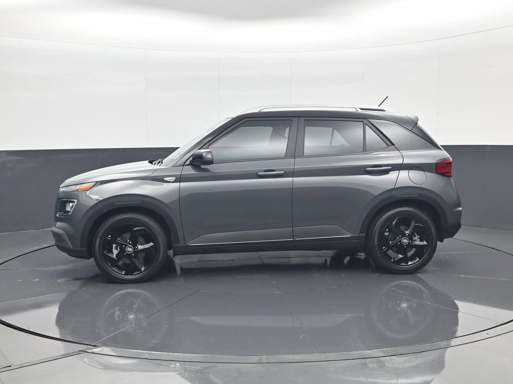Certified 2026 Hyundai Venue SEL FWD image 9