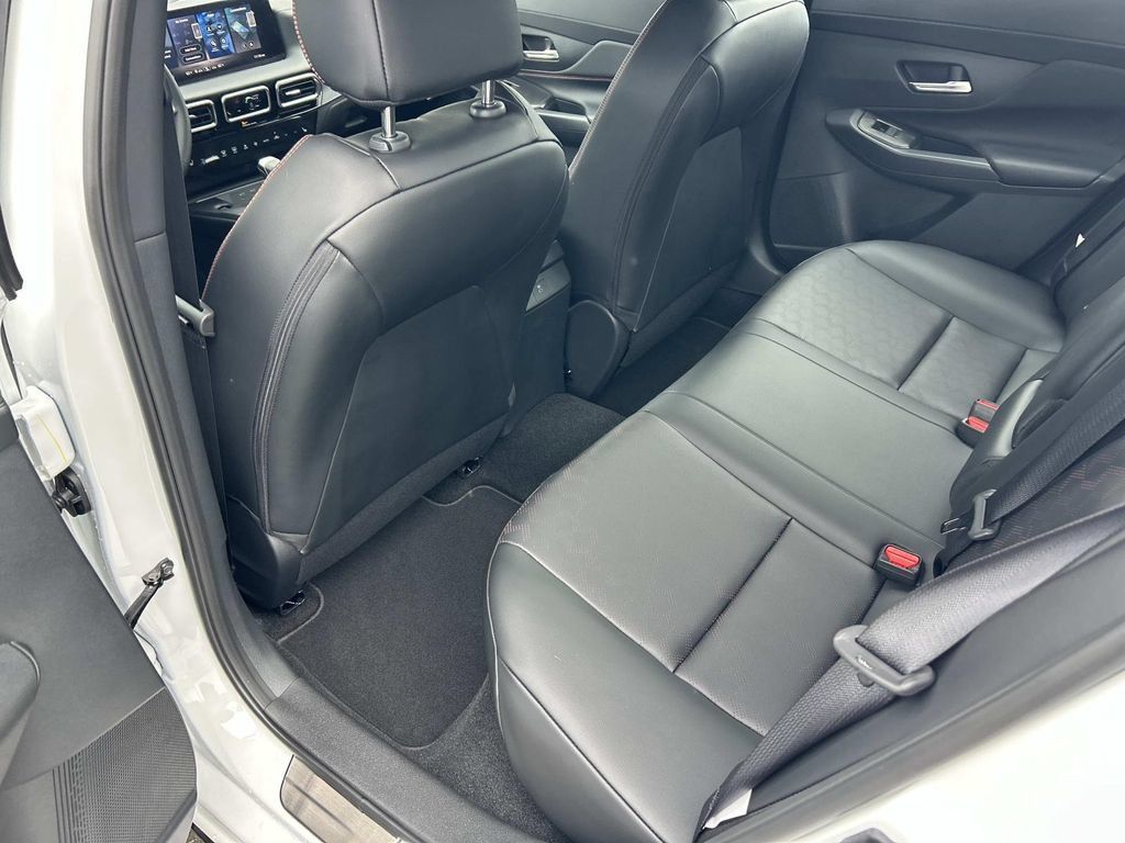 New 2026 Nissan Sentra SR w/ SR Premium Package FWD image 18