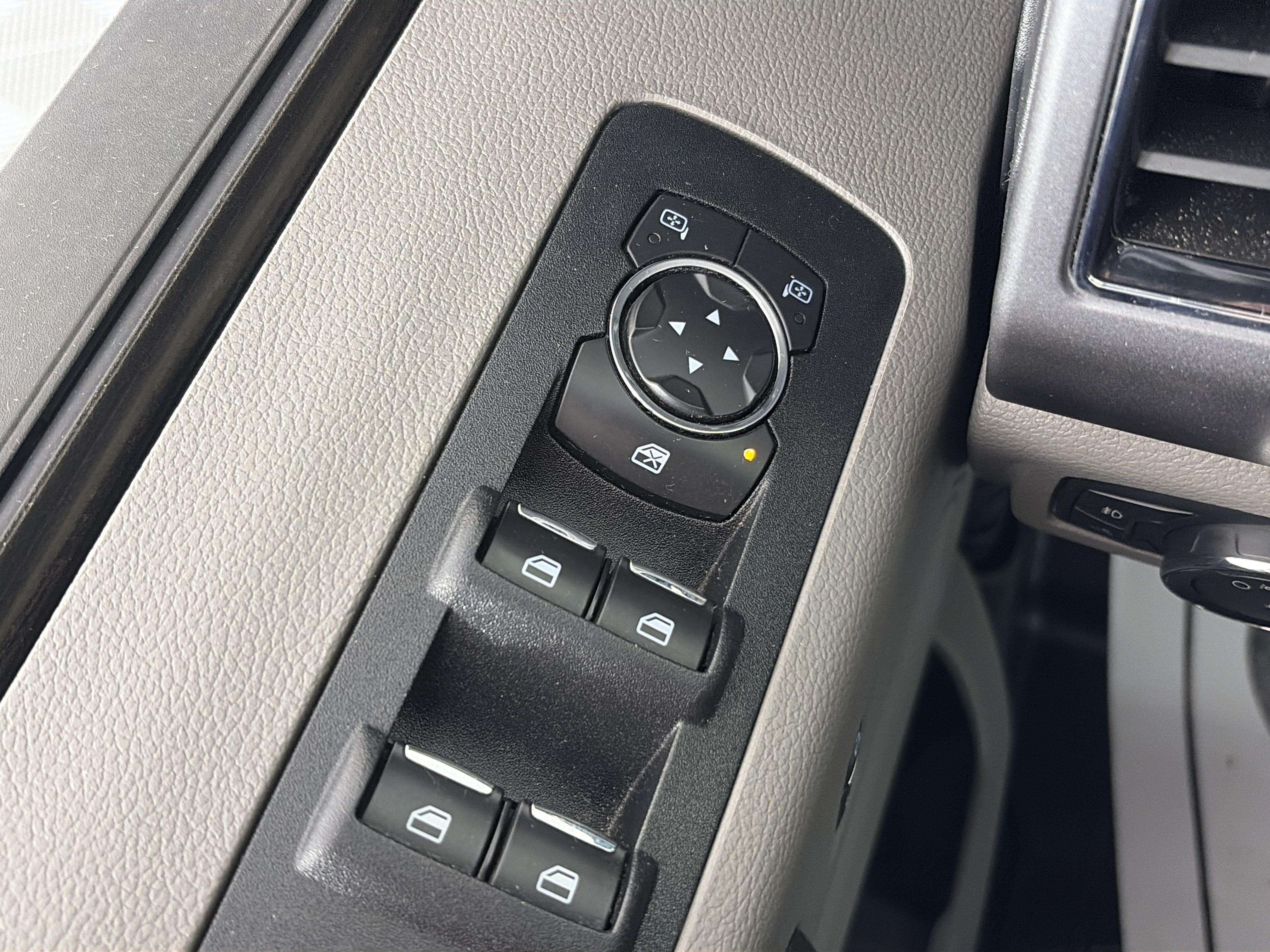 Used 2019 Ford F150 XLT w/ XTR Package AWD/4WD image 33