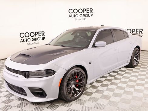 Used 2022 Dodge Charger SRT Hellcat w/ Harman/Kardon Audio Group image 10