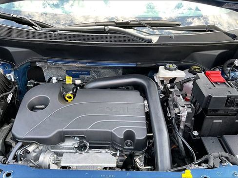 Used 2025 Chevrolet Equinox LT FWD image 10