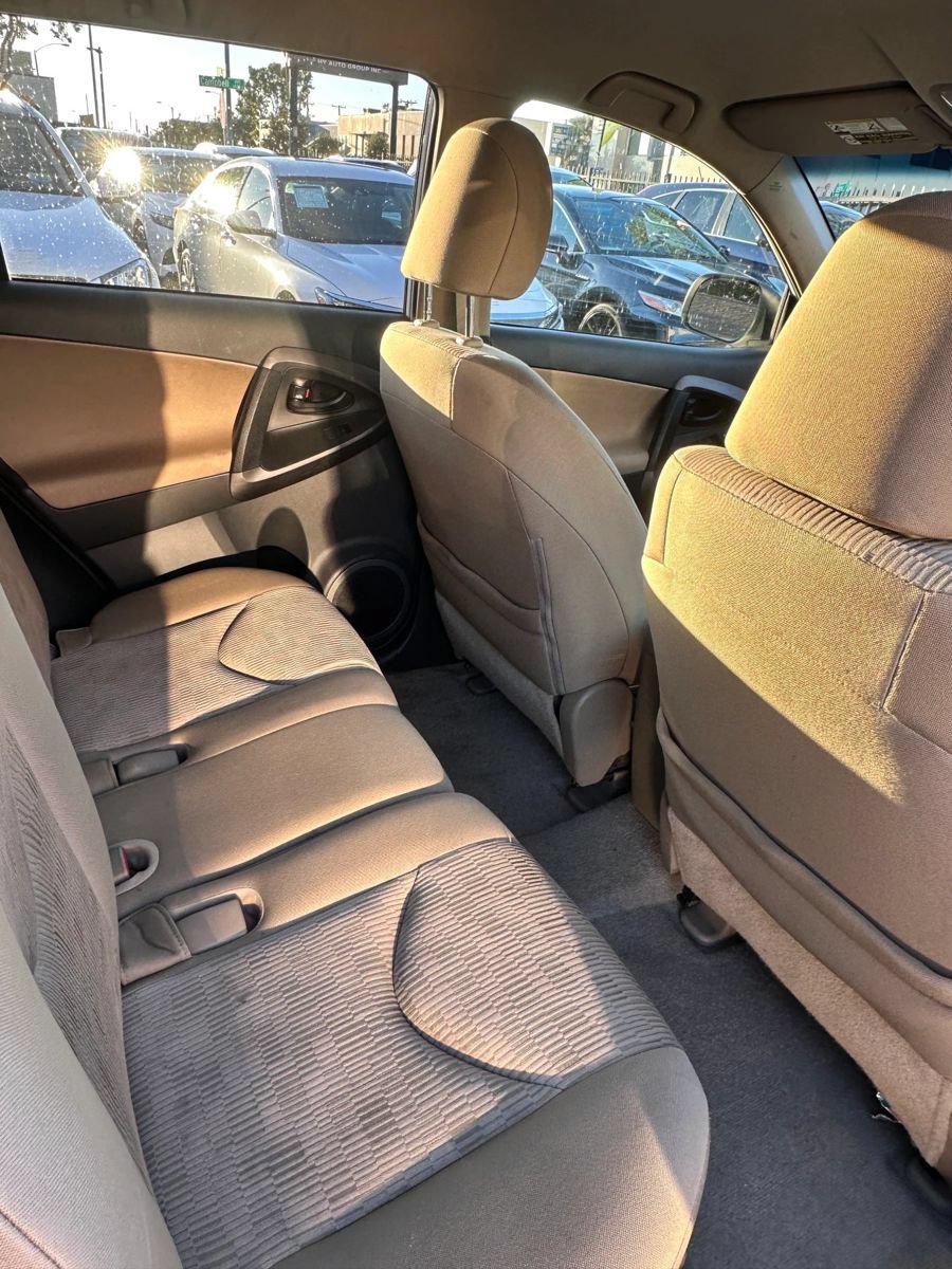 Used 2012 Toyota RAV4 FWD w/ Value Pkg image 15