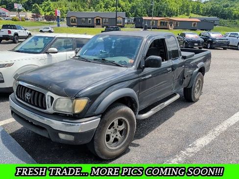 Used 2004 Toyota Tacoma 4x4 Xtracab V6 image 1