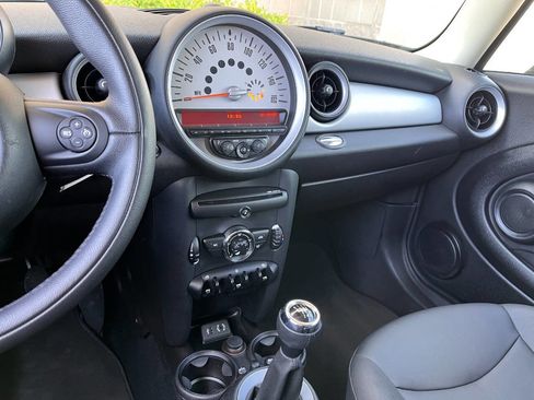 Used 2013 MINI Cooper Hardtop image 12