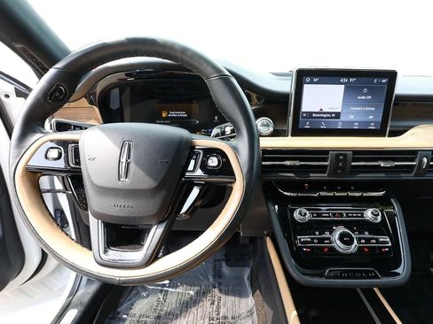 Certified 2022 Lincoln Corsair Grand Touring AWD/4WD image 13