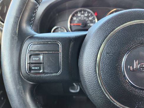 Used 2014 Jeep Wrangler Sport w/ Quick Order Package 24S image 27