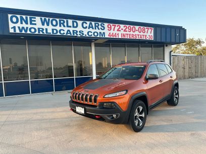 Used 2016 Jeep Cherokee Trailhawk w/ Comfort/Convenience Group