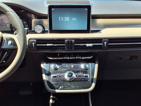 Used 2022 Lincoln Corsair FWD image 8