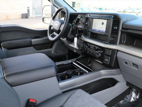 New 2026 Ford F450 XLT w/ 360-Degree Camera Package image 15