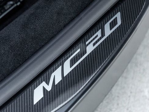 Used 2022 Maserati MC20 Coupe RWD image 46