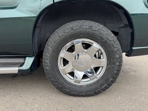 Used 2003 Cadillac Escalade AWD image 60