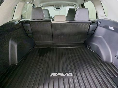 Used 2023 Toyota RAV4 XLE AWD/4WD image 25