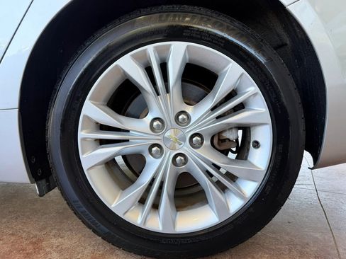 Used 2014 Chevrolet Impala LT w/ Convenience Package image 25