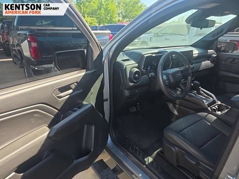 Used 2024 Chevrolet Colorado Trail Boss w/ Safety Package AWD/4WD image 4