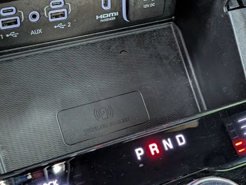 Used 2023 Jeep Grand Cherokee Summit AWD/4WD image 27