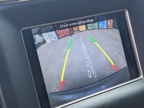 Used 2018 Jeep Grand Cherokee Laredo RWD image 11