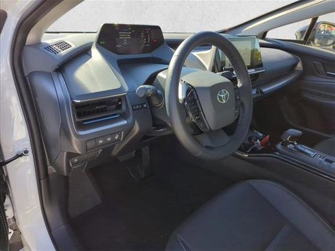 Certified 2025 Toyota Prius XLE image 12