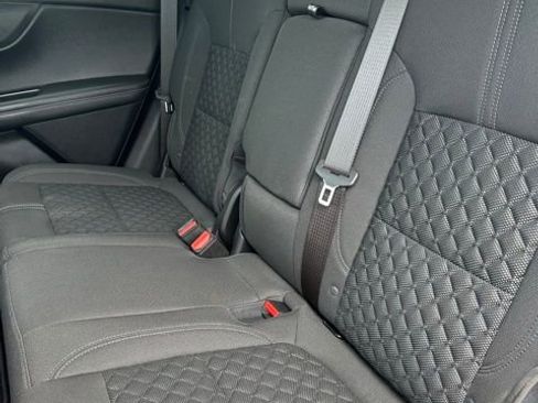 Used 2022 Chevrolet Blazer LT image 17