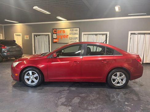 Used 2011 Chevrolet Cruze LT FWD image 3