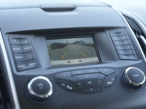 Used 2015 Ford Edge SEL image 26