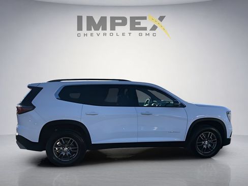 Used 2025 GMC Acadia Elevation FWD image 6