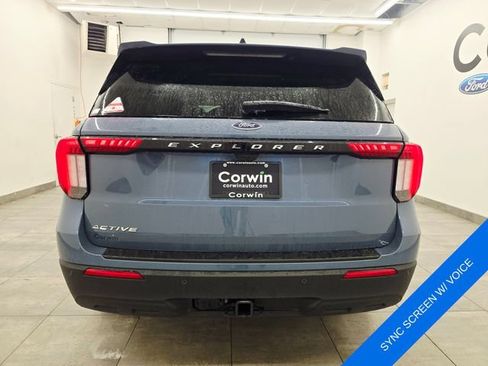 New 2026 Ford Explorer Active RWD image 4