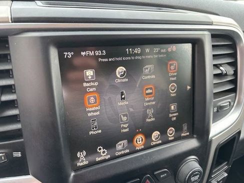 Used 2017 RAM 1500 Classic SLT w/ SLT Plus D￩cor Group image 24