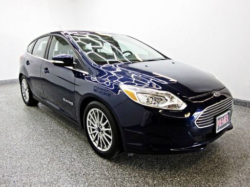 Used 2016 Ford Focus Electric Hatchback FWD image 3