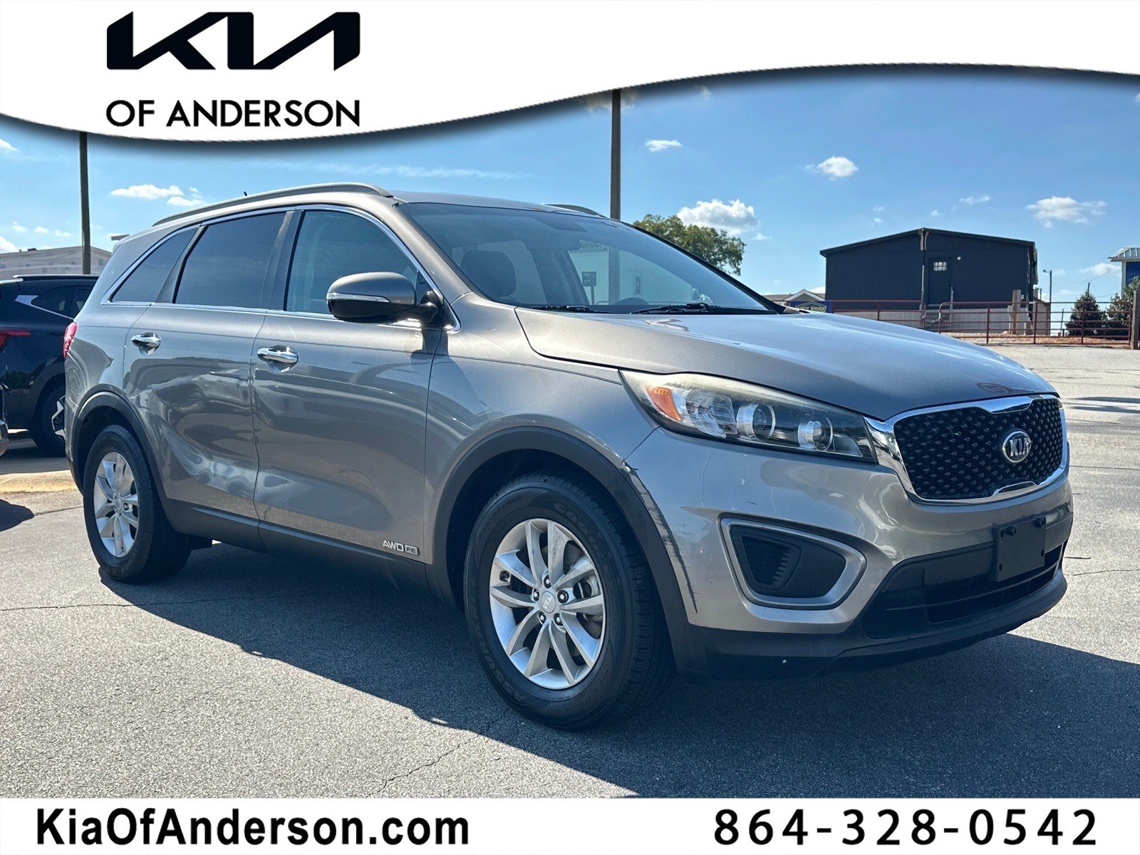 Used 2017 Kia Sorento AWD image 1