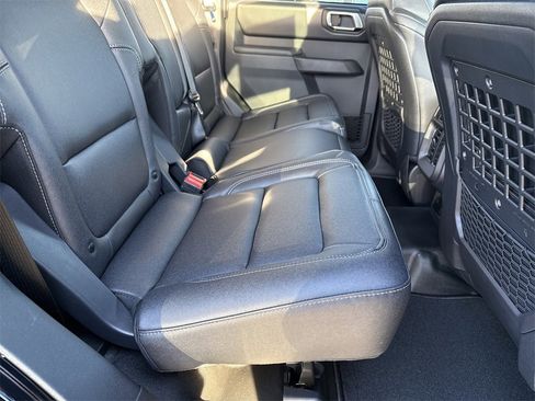 New 2025 Ford Bronco Badlands w/ Sasquatch Package image 16