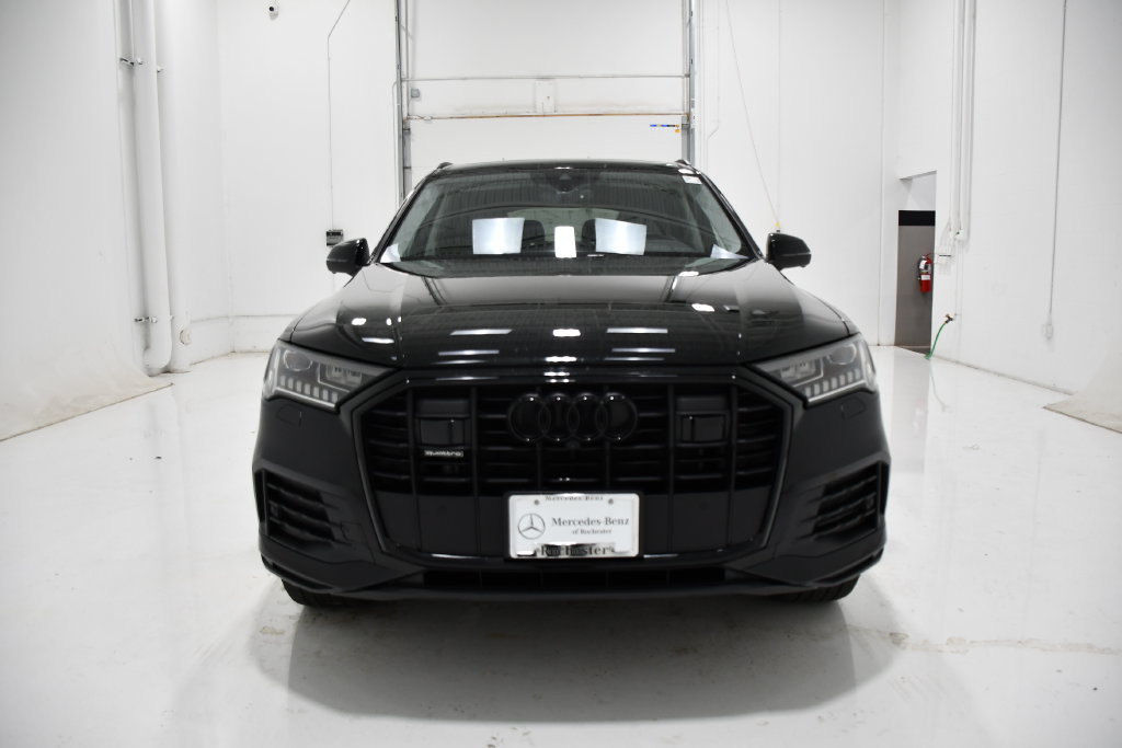 Used 2023 Audi Q7 2.0T Premium Plus w/ Premium Plus Package AWD/4WD image 2