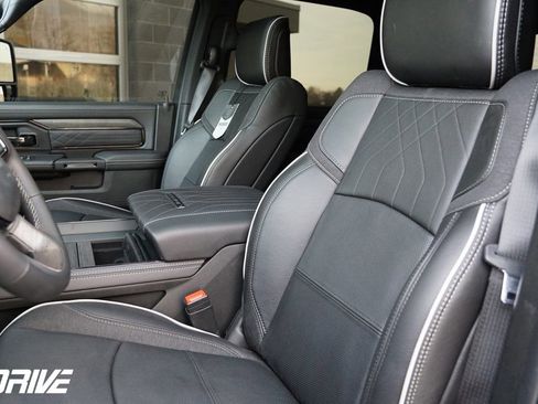 Used 2026 RAM 3500 Limited image 22