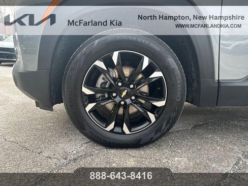 Used 2023 Chevrolet TrailBlazer LT image 29