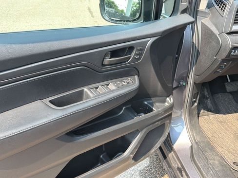 Used 2025 Honda Odyssey EX-L image 13