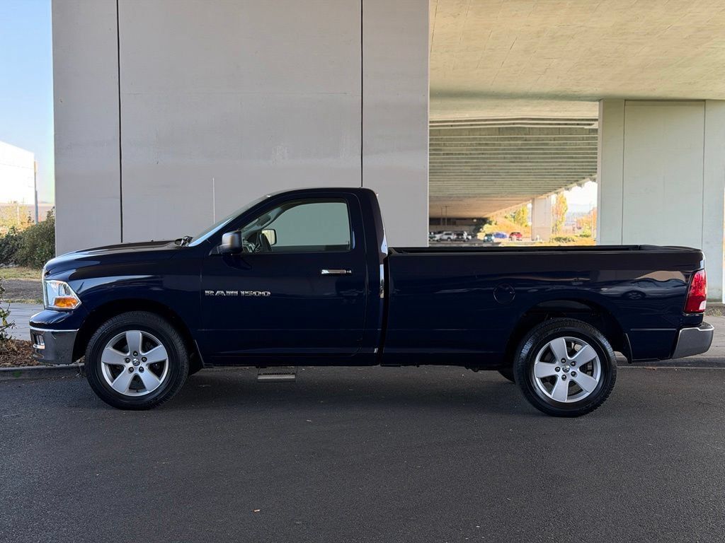 Used 2012 RAM 1500 Classic SLT w/ Popular Equipment Group AWD/4WD image 4