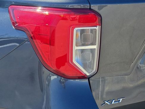 Used 2020 Ford Explorer XLT w/ Equipment Group 202A image 9
