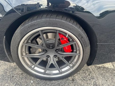 Used 2021 Chevrolet Corvette Stingray Premium Conv w/ Z51 Performance Package RWD image 38