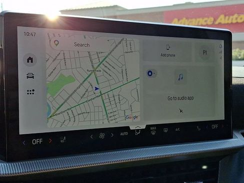 Used 2025 Ford Explorer ST image 17